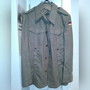  1960 Men’s German Military Jacket Chest Green Wool Patch